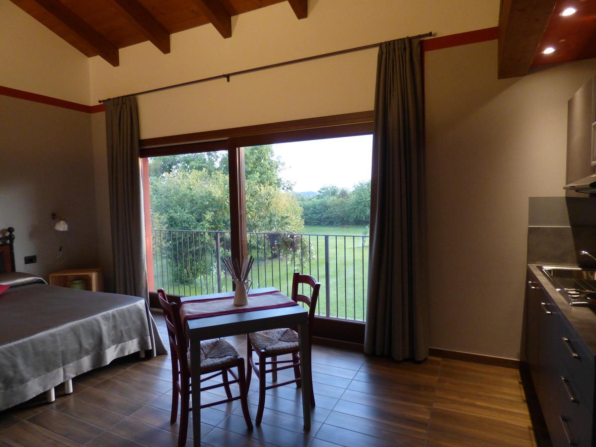 Agriturismo La Sforzata โกลเลญโญ ภายนอก รูปภาพ