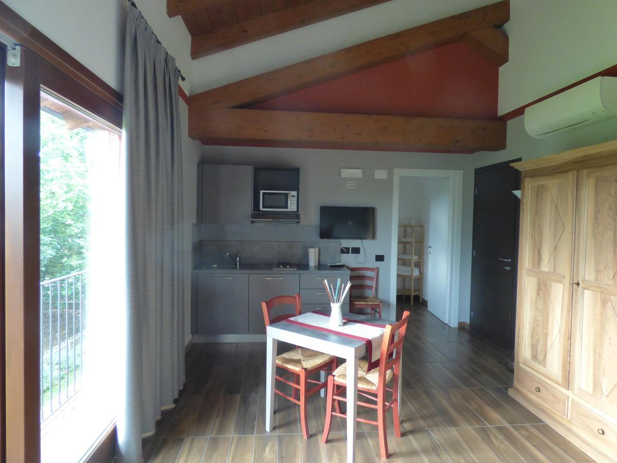 Agriturismo La Sforzata โกลเลญโญ ภายนอก รูปภาพ